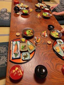 Cibo presso il ryokan o nelle vicinanze