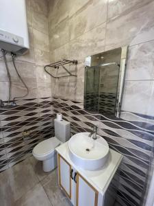 Ванная комната в NAGAS Hotel & Restaurant at Historical Part of Nicosia