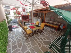 A patio or other outdoor area at KIKI APARTMENT