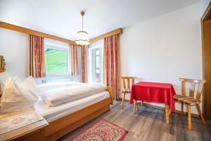 Posteľ alebo postele v izbe v ubytovaní Apartments Jasmin