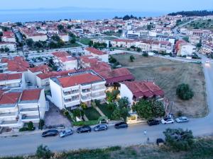an aerial view of a city with buildings and cars at Erifili Kallithea in Kallithea Halkidikis