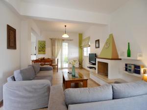 A seating area at Villa Hera