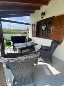 Posezení v ubytování M&B Luxury House
