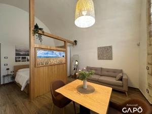 TV a/nebo společenská místnost v ubytování GAPO Rooms + 37 fotografií