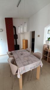 Posezení v ubytování APARTMAN Tino KUSTIĆ 2