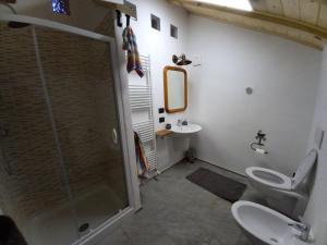Vonios kambarys apgyvendinimo įstaigoje SOLENEVE