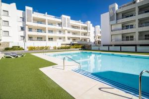 The swimming pool at or close to LAB-Modern Penthouse San Pedro Center