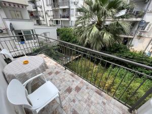 Μπαλκόνι ή βεράντα στο Budva Apartments