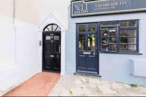 Exteriér nebo vchod ubytování Sleeps 6 The Lovely Lymington Lock off