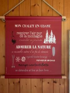 شهادة أو جائزة أو لوحة أو أي وثيقة أخرى معروضة في Petit chalet 40 m2 en Ubaye BARCELONNETTE