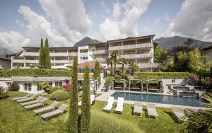 Bazén v ubytování Appartementhaus Residence Hirzer nebo v jeho okolí