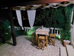 Patio nebo venkovní prostory v ubytování Apartments 2D