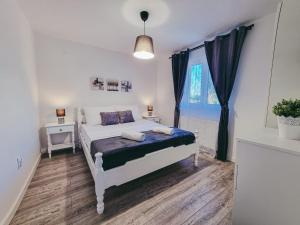 Posteľ alebo postele v izbe v ubytovaní Villa Green Spirit + 37 fotografií