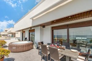 Fotografie z fotogalerie ubytování Camarate Golf Penthouse v destinaci Estepona
