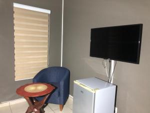 En TV eller et underholdningssystem på EBO Lodge
