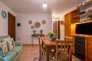 A kitchen or kitchenette at SARDINIA RE - Casa Luisa With Pool