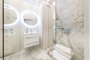 Koupelna v ubytování Apartament Luxury Two-bedroom