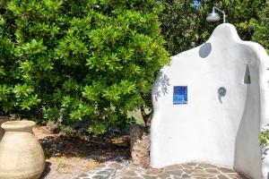 A garden outside SARDINIA RE - Casa Luisa With Pool