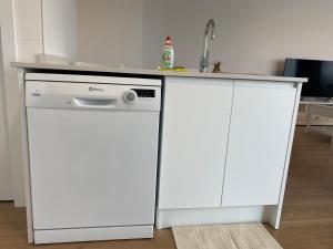 Kuchnia lub aneks kuchenny w obiekcie VoraMar 3 Playa Puerto de Sagunto