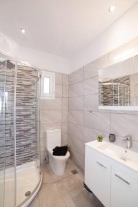 Gallery image of Di La Suite in Corfu Town