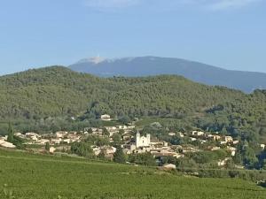 วิว Maison au cœur d'un petit village provençal proche Vaison la Romaine จากมุมสูง