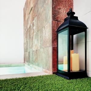 The swimming pool at or close to HELOHOME