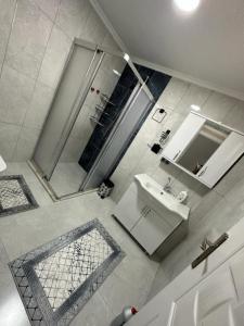 Koupelna v ubytování TAYCU APART d-2