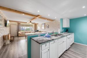 Kuchyň nebo kuchyňský kout v ubytování Jades Get Away SEA202