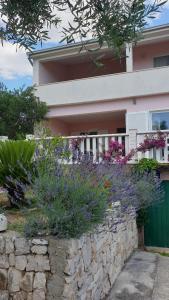 Gallery image of Apartments Škerlep in Sevid