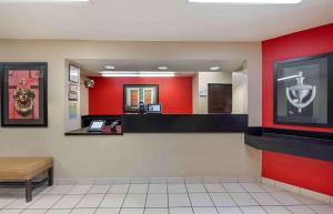 The lobby or reception area at Extended Stay America Suites - Fort Wayne - South