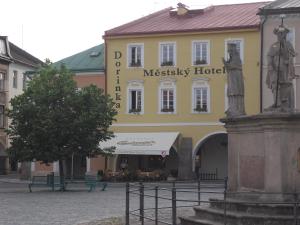 Budova, kde se hotel nachází