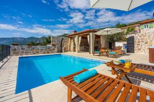Πισίνα στο ή κοντά στο Stone Villa Mavrić