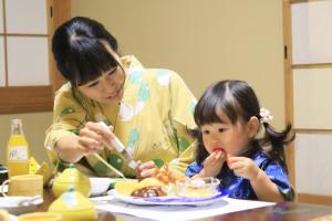 Bambini che soggiornano presso Yuyado Mikannoki