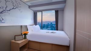 Imagen de la galería de Lanz International Hotel Shenzhen Guangming Wisdom City, en Tiantangwei