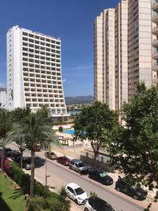 Budova, kde se apartmán nachází + 11 fotografií