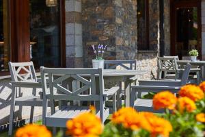Restaurace v ubytování Apartaments La Neu