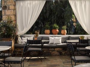 Istumisnurk majutusasutuses The Petra, Small Luxury Hotels of the World
