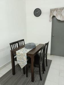 Photo de la galerie de l'établissement Cahaya Homestay Tanjung Malim, à Ulu Bernam