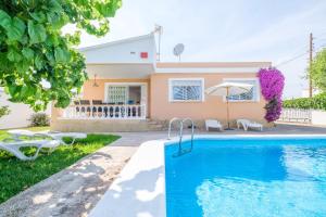The swimming pool at or close to Marblau 3