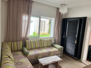 Afbeelding uit fotogalerij van TAMARIS LES PERLES Rez de Jardin in Tamaris