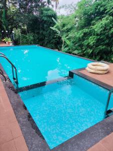 Bazen v nastanitvi oz. blizu nastanitve Golden Cypress Resort with Pool -Wayanad