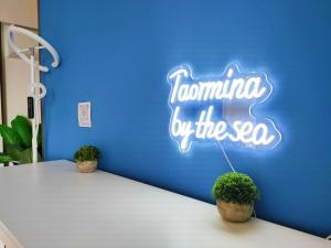 Fotografie z fotogalerie ubytování Taormina by the sea v destinaci Mazzeo