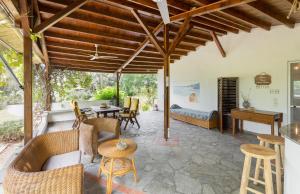 Fotografia z galérie ubytovania Summer Retreat in Sithonia #FeelsLikeHome v destinácii Vourvourou