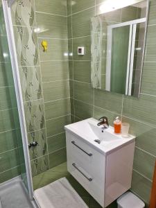 Apartments Valentina tesisinde bir banyo