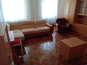 Kép Rooms for Exit 2024 - for 2 or 4 people for 4 nights 11-15 July szállásáról Péterváradon a galériában