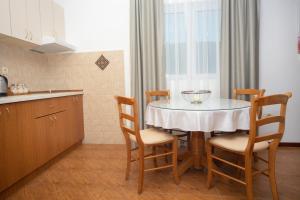 Фотография из галереи Apartments Adeona в Тивате