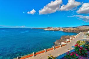 Fotografie z fotogalerie ubytování Apto 108 Wonder Located in front of the sea with swimming pool v destinaci Arona