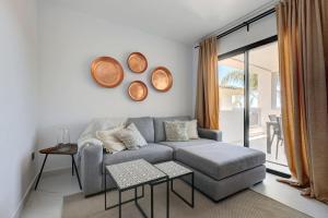 Posedenie v ubytovaní Luxurious Apartment at Estepona Hills with stunning views