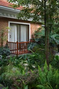 Giardino di Hotel Thrive, A Tropical Courtyard