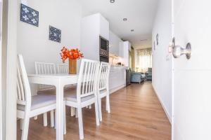 Kuchyňa alebo kuchynka v ubytovaní Apartamento Leyendas de Becquer A4
